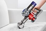 Jak správně použít malé hubice k vysavačům Dyson?